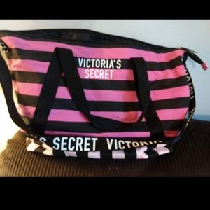 VS Weekender Bag